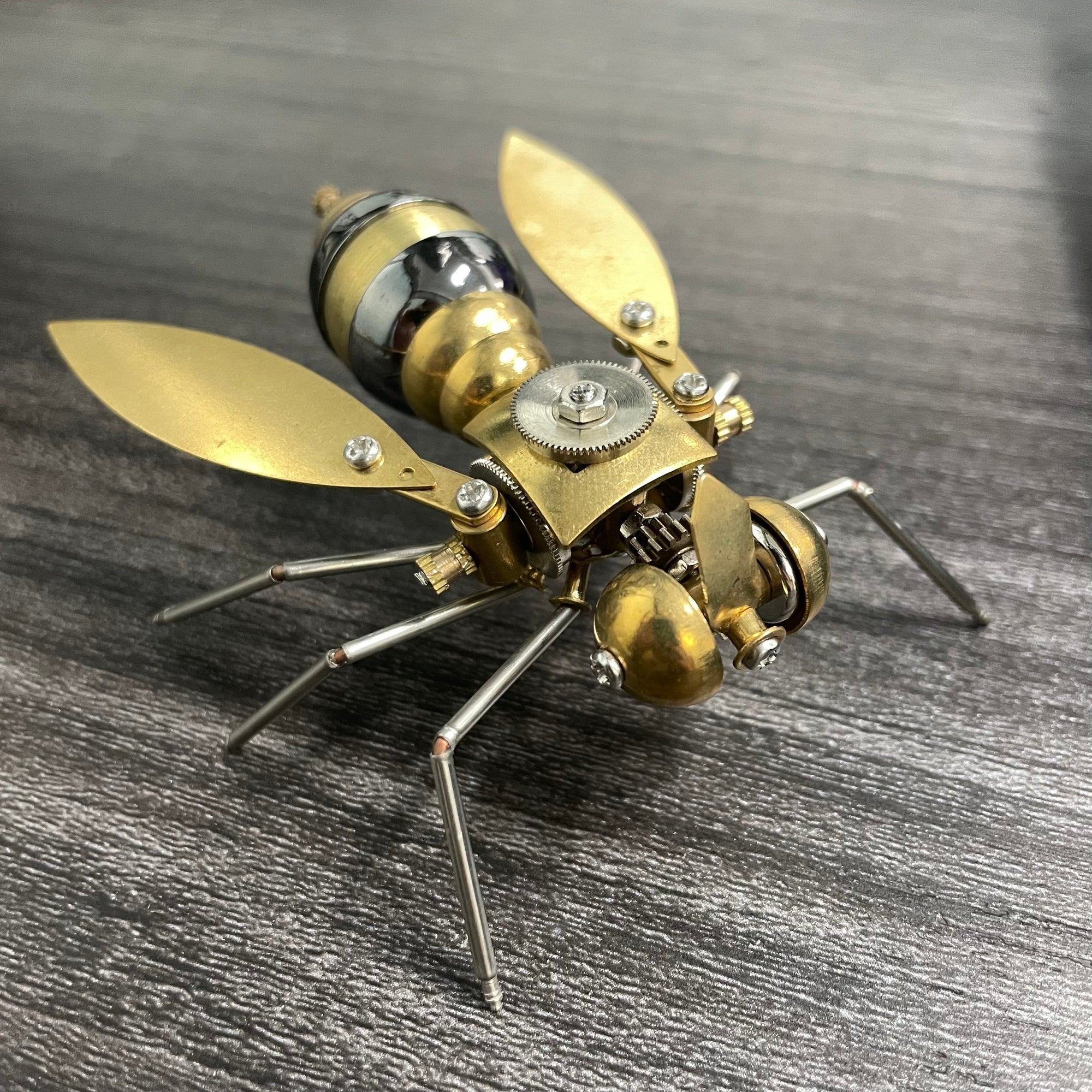 Steampunk Mechanical Big Bee A